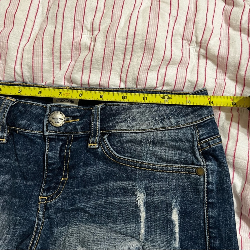 Denim Distressed Shorts with Lace Accents - Picture 5 of 7
